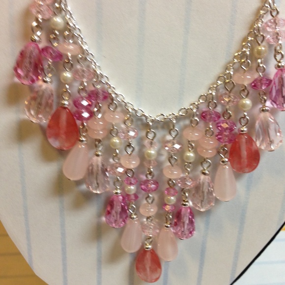 Multi Pink Tone Multi Layered Bib Bead Necklace - Picture 1 of 8